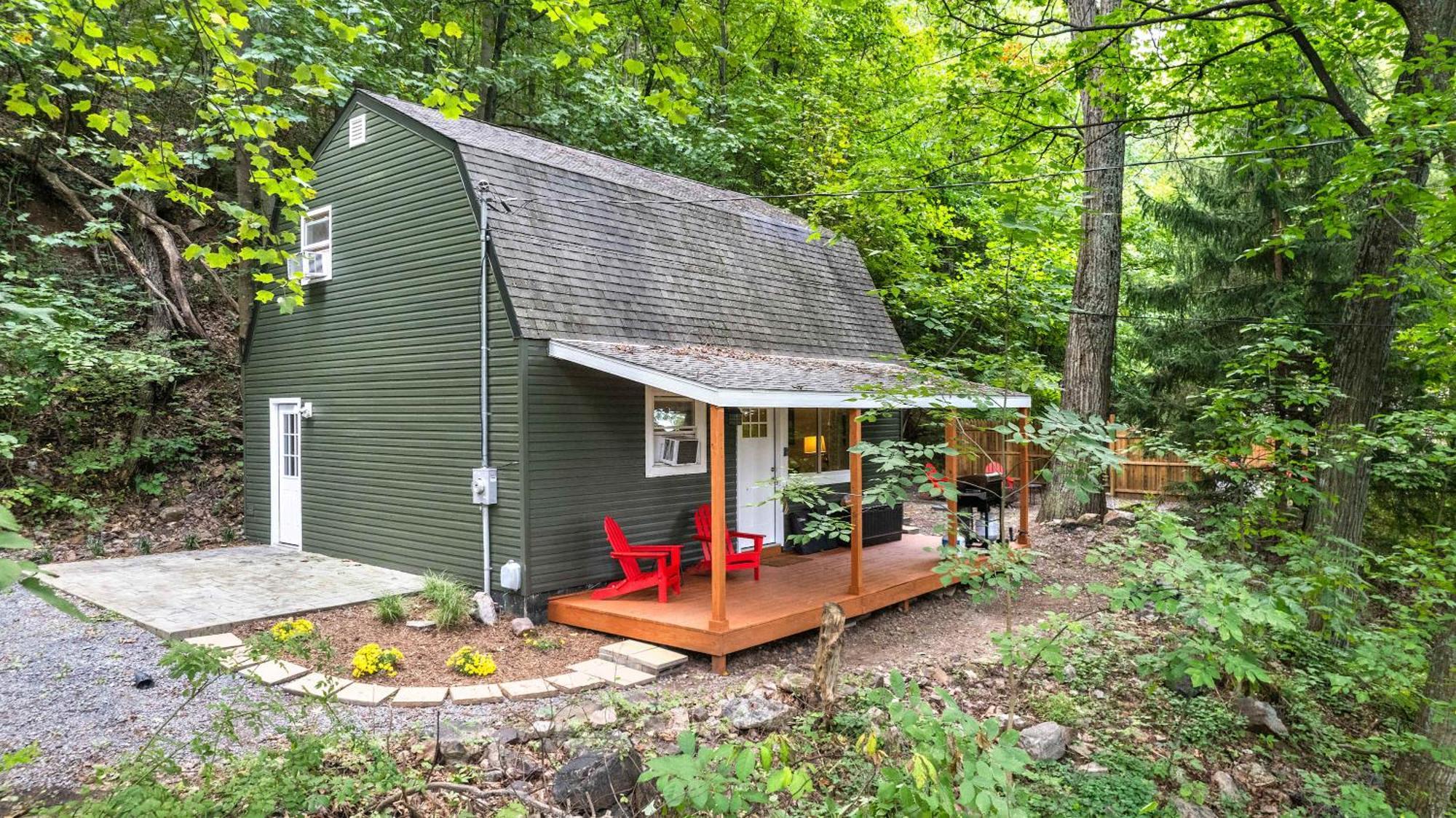Modern Mountain Cottage W Hot Tub, Fire Pit, Wifi Inwood Exteriör bild
